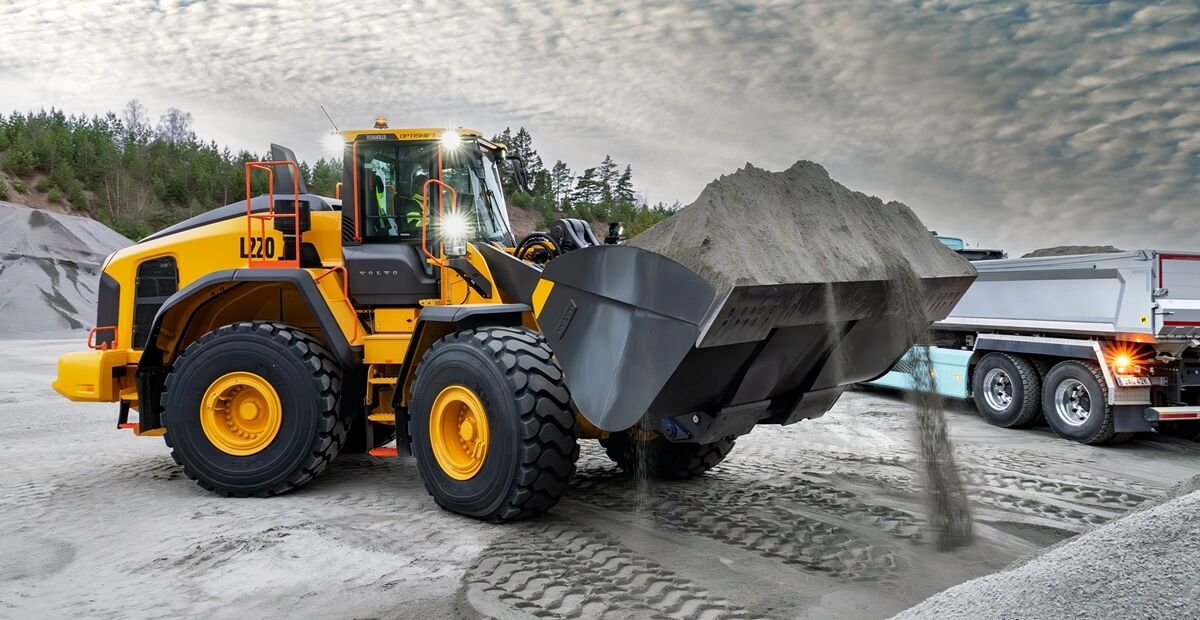 Earth Moving Machines Spare parts volvo ce l220 wheel loader reverse by braking